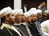 Иракские шейхи подрались на конференции по "Исламскому государству" в Багдаде Иракские шейхи подрались на конференции по "Исламскому государству" в Багдаде