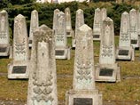 В Германии с могил советских солдат похитили 450 бронзовых табличек
В Германии с могил советских солдат похитили 450 бронзовых табличек