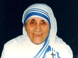 Мир отмечает 105-летнюю годовщину со дня рождения матери Терезы Мир отмечает 105-летнюю годовщину со дня рождения матери Терезы