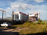 В городе Балаково Саратовской области днем 26 августа произошло чрезвычайное происшествие. На территории маслобойного завода прогремел взрыв. В результате инцидента есть погибшие и пострадавшие