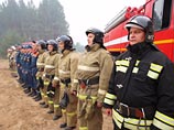 Глава МЧС РФ Владимир Пучков, который совершает инспекционную поездку по Сибири, лично контролируя борьбу с лесными пожарами, раскритиковал работу местных властей Глава МЧС РФ Владимир Пучков, который совершает инспекционную поездку по Сибири, лично контролируя борьбу с лесными пожарами, раскритиковал работу местных властей