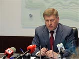 Поводом для иска стало заявление Анатолия Локотя, что "Демократическая коалиция" финансируется из-за рубежа Поводом для иска стало заявление Анатолия Локотя, что "Демократическая коалиция" финансируется из-за рубежа