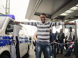 За утро 27 августа полиция Австрии уже задержала три машины с беженцами. Одна из них переправила в страну 34 человека За утро 27 августа полиция Австрии уже задержала три машины с беженцами. Одна из них переправила в страну 34 человека