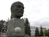 Улан-удэнская голова Ленина попала в Книгу рекордов России Улан-удэнская голова Ленина попала в Книгу рекордов России