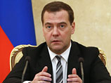 Премьер-министр РФ Дмитрий Медведев наградил экс-главу РЖД Владимира Якунина, который в ближайшее время может стать сенатором от Калининградской области, медалью Столыпина первой степени