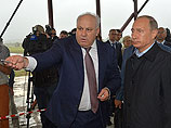 Житель Хакасии рассказал, что президенту показали самый качественный готовый дом, хотя многим погорельцам жилье еще не достроили Житель Хакасии рассказал, что президенту показали самый качественный готовый дом, хотя многим погорельцам жилье еще не достроили