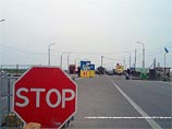 Десантников ВС Украины, которые отправились "брататься" с российскими пограничниками в Крыму, собираются привлечь к административной ответственности за нарушение режима государственной границы Десантников ВС Украины, которые отправились "брататься" с российскими пограничниками в Крыму, собираются привлечь к административной ответственности за нарушение режима государственной границы