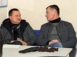 Суд Калининграда обязал члена городского совета Зеленоградска Евгения Должикова возместить 163 тысячи рублей авиакомпании "Аэрофлот", на борту которой он набедокурил. Такое же наказание суд назначил неназванному товарищу Должикова Суд Калининграда обязал члена городского совета Зеленоградска Евгения Должикова возместить 163 тысячи рублей авиакомпании "Аэрофлот", на борту которой он набедокурил. Такое же наказание суд назначил неназванному товарищу Должикова