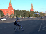 У нас на повестке дня один вопрос - это установка памятника равноапостольному князю Владимиру на Боровицкой площади У нас на повестке дня один вопрос - это установка памятника равноапостольному князю Владимиру на Боровицкой площади