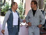 Питерская художница нарисовала грудью портреты Путина и Медведева и не решается им показать Питерская художница нарисовала грудью портреты Путина и Медведева и не решается им показать