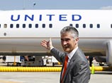 Глава United Airlines и два топ-менеджера покидают авиакомпанию из-за подозрений в коррупции Глава United Airlines и два топ-менеджера покидают авиакомпанию из-за подозрений в коррупции