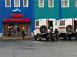 В Норильске в результате обрушения на руднике погибли двое шахтеров В Норильске в результате обрушения на руднике погибли двое шахтеров