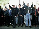 Министр внутренних дел ФРГ Отто Шили объявил о запрете одной из действующих в стране праворадикальных организаций и ее молодежного крыла Министр внутренних дел ФРГ Отто Шили объявил о запрете одной из действующих в стране праворадикальных организаций и ее молодежного крыла