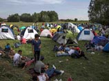 Сербия не собирается применять силу в отношении беженцев, заявили в МВД страны