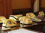 Чиновникам хотят ограничить срок работы на посту до 10 лет Чиновникам хотят ограничить срок работы на посту до 10 лет