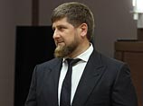 "Более 900 сирийских беженцев стали в четверг желанными гостями одного из лучших ресторанов в городе Киль (северная Германия). Мы доставили их на автобусах из лагеря для беженцев. Для них накрыли праздничные столы", - написал Кадыров "Более 900 сирийских беженцев стали в четверг желанными гостями одного из лучших ресторанов в городе Киль (северная Германия). Мы доставили их на автобусах из лагеря для беженцев. Для них накрыли праздничные столы", - написал Кадыров