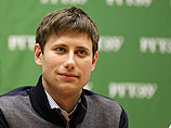 Аксенов пообещал разобраться с изъятием паспортов у жителей Крыма с временной регистрацией Аксенов пообещал разобраться с изъятием паспортов у жителей Крыма с временной регистрацией