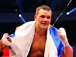 28-летний Чудинов не потерпел ни одного поражения в 14 боях на профессиональном ринге (10 побед нокаутом), для Бульони это поражение стало вторым в карьере при 17 победах и одной ничьей 28-летний Чудинов не потерпел ни одного поражения в 14 боях на профессиональном ринге (10 побед нокаутом), для Бульони это поражение стало вторым в карьере при 17 победах и одной ничьей