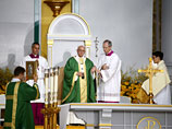 На папскую мессу под открытым небом в Филадельфии пришли около 1 млн паломников