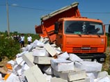 Более 700 тонн запрещенных к ввозу в Россию в рамках продуктового эмбарго продуктов уничтожено с начала августа, отчитался в понедельник Россельхознадзор