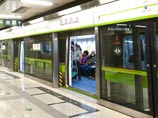 В пекинском метро геи обручились при помощи часов (ВИДЕО) В пекинском метро геи обручились при помощи часов (ВИДЕО)