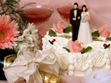 В США супруги получили счет за угощение на свадьбе, на которую они не смогли пойти