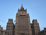 Директор департамента по вопросам новых вызовов и угроз МИД РФ Илья Рогачев заявил, что Россия может начать бомбежку территории Ирака, если власти этой страны обратятся к Москве с такой просьбой Директор департамента по вопросам новых вызовов и угроз МИД РФ Илья Рогачев заявил, что Россия может начать бомбежку территории Ирака, если власти этой страны обратятся к Москве с такой просьбой