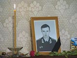 Корреспонденты НТВ сегодня попытались выяснить отношение семей подводников к идее, высказанной вице-премьером Клебановым о том, что тела погибших, возможно, не будут поднимать со дна Баренцева моря Корреспонденты НТВ сегодня попытались выяснить отношение семей подводников к идее, высказанной вице-премьером Клебановым о том, что тела погибших, возможно, не будут поднимать со дна Баренцева моря