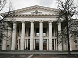 Трех студентов МАДИ обвинили в изнасиловании несовершеннолетней на вечеринке "посвящения" в ночном клубе Трех студентов МАДИ обвинили в изнасиловании несовершеннолетней на вечеринке "посвящения" в ночном клубе
