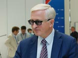 Накопительная часть пенсии может быть заморожена еще на год, а индексация пенсий может быть проведена на уровне 4%. Об этом, как передает ТАСС, журналистам во вторник сообщил глава РСПП Александр Шохин Накопительная часть пенсии может быть заморожена еще на год, а индексация пенсий может быть проведена на уровне 4%. Об этом, как передает ТАСС, журналистам во вторник сообщил глава РСПП Александр Шохин