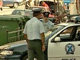 Греческая полиция задержала четырех священников из Румынии, похитивших мощи из монастыря Мега Спилеон. Пресвитеры действовали под прикрытием многочисленной группы соотечественников-паломников Греческая полиция задержала четырех священников из Румынии, похитивших мощи из монастыря Мега Спилеон. Пресвитеры действовали под прикрытием многочисленной группы соотечественников-паломников