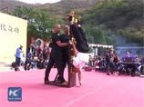 Монах из монастыря Шаолинь снова удивил мир своими способностями Монах из монастыря Шаолинь снова удивил мир своими способностями