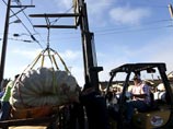 Американским фермерам не удалось побить рекорд швейцарцев - их тыква весит всего 893 кг Американским фермерам не удалось побить рекорд швейцарцев - их тыква весит всего 893 кг