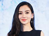 В Китае актрисе пришлось обратиться к врачам из-за слишком красивого лица
