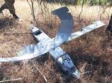 Накануне турецкие ВВС отчитались о том, что некий БПЛА был атакован и сбит вблизи границы с Сирией после трех предупреждений. Генштаб вооруженных сил Турции заявил, что беспилотник является аппаратом российского производства "Орлан-10".