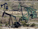 Декабрьские фьючерсы на нефть эталонной марки Brent на лондонской бирже ICE Futures к 8.19 мск в понедельник снизились в цене на 0,27 доллара (0,54%) - до 50,19 доллара за баррель Декабрьские фьючерсы на нефть эталонной марки Brent на лондонской бирже ICE Futures к 8.19 мск в понедельник снизились в цене на 0,27 доллара (0,54%) - до 50,19 доллара за баррель