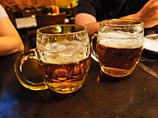 В кризис россияне пьют дома и не заказывают десерты В кризис россияне пьют дома и не заказывают десерты