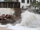 Угрожающий Мексике ураган "Патрисия" достиг наивысшей категории разрушительности