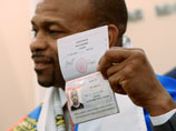 Знаменитый американский боксер Рой Джонс-младший получил паспорт гражданина России