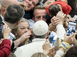 Папа Римский Франциск встретился накануне с участниками цыганского паломничества в Рим