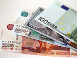 Евро впервые за две недели пробил отметку в 72 рубля, доллар уже выше 65