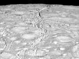 Как сообщалось ранее, в задачу Cassini входило взятие проб химического состава водяных гейзеров, которые были обнаружены на южном полюсе Энцелада Как сообщалось ранее, в задачу Cassini входило взятие проб химического состава водяных гейзеров, которые были обнаружены на южном полюсе Энцелада