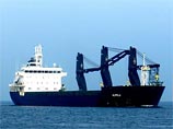 Активисты международной организации Greenpeace в воскресенье заблокировали вход в порт Хельсинки для судна Alppila, перевозившего каменный уголь из России в Финляндию