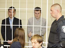В Киеве начался суд над Александровым и Ерофеевым: защита попросила признать их военнопленными В Киеве начался суд над Александровым и Ерофеевым: защита попросила признать их военнопленными