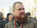 Националиста Демушкина задержали в преддверии "Русского марша" в Москве и везут в Вологду Националиста Демушкина задержали в преддверии "Русского марша" в Москве и везут в Вологду