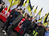 Националиста Демушкина задержали в преддверии "Русского марша" и везут в Вологду Националиста Демушкина задержали в преддверии "Русского марша" и везут в Вологду