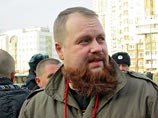 Один из организаторов акции, Дмитрий Демушкин, который возглавлял праворадикальное движение "Русские", запрещенное по решению Мосгорсуда, был задержан полицейскими 3 ноября Один из организаторов акции, Дмитрий Демушкин, который возглавлял праворадикальное движение "Русские", запрещенное по решению Мосгорсуда, был задержан полицейскими 3 ноября