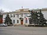 Сакский районный суд вынес приговор народному избраннику из Алушты, который признан виновным в убийстве главы крупнейшего байкерского клуба в Крыму. Потерпевший Александр Пятничко был найден обезглавленным четыре года назад Сакский районный суд вынес приговор народному избраннику из Алушты, который признан виновным в убийстве главы крупнейшего байкерского клуба в Крыму. Потерпевший Александр Пятничко был найден обезглавленным четыре года назад