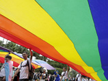 Хигаси, в свою очередь, выразила надежду, что этот их шаг послужит делу улучшения ситуации с правами ЛГБТ-сообщества по всей стране