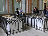 Гробницу императора Александра III вскроют в конце ноября, заявили в СКР Гробницу императора Александра III вскроют в конце ноября, заявили в СКР
